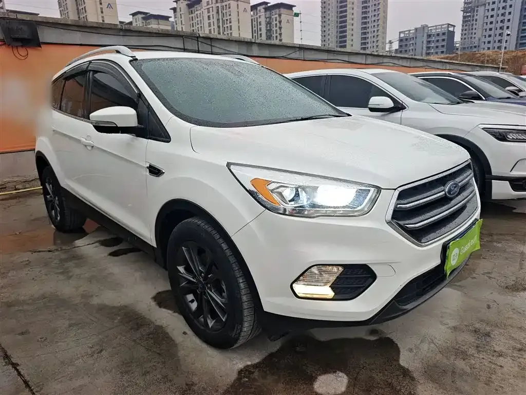 Ford Kuga 2021 из CN, фото 4