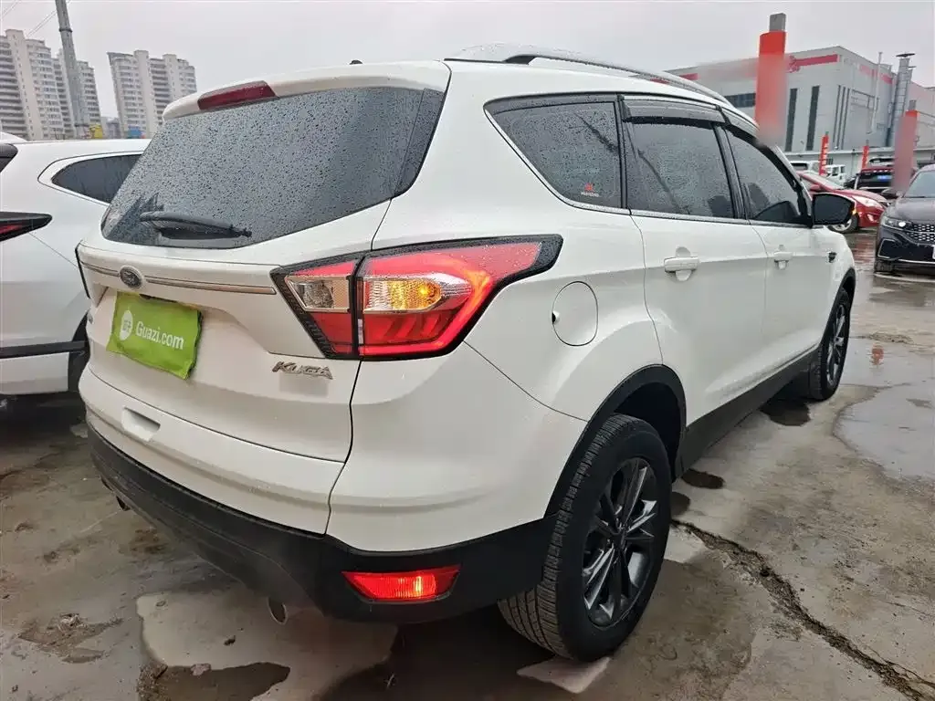 Ford Kuga 2021 из CN, фото 10