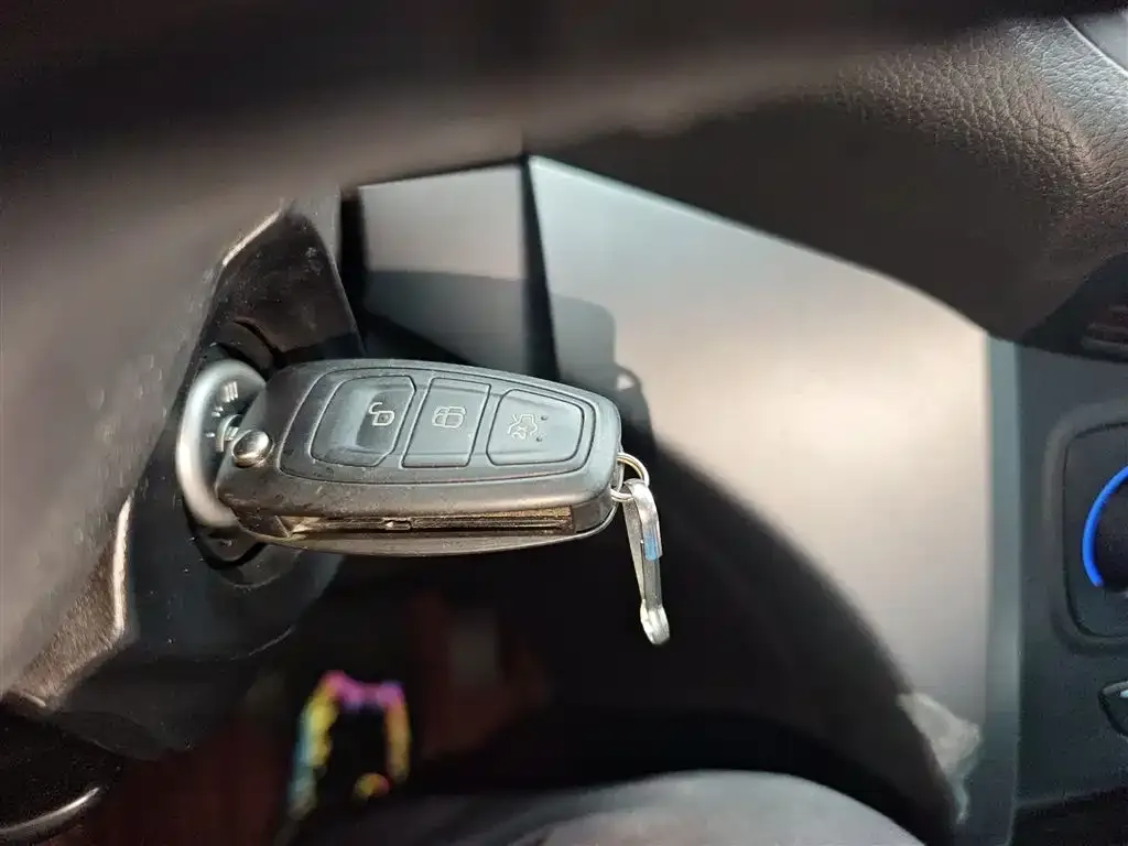 Ford Kuga 2021 из CN, фото 2