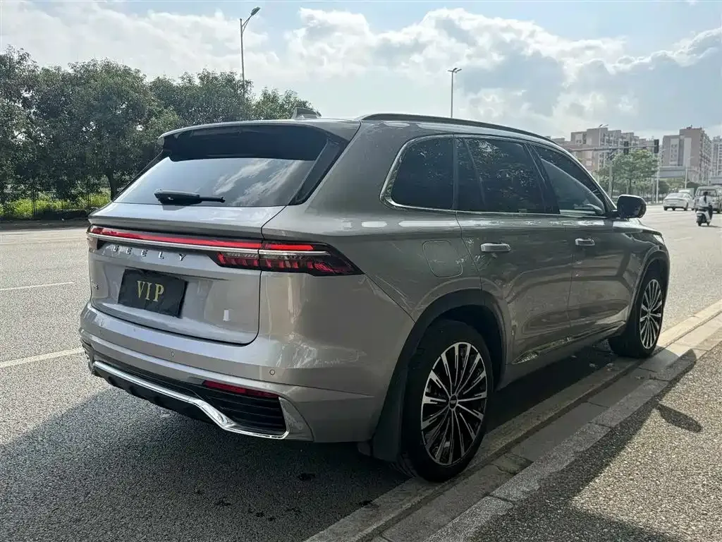 Geely Xingyue L — фото 7