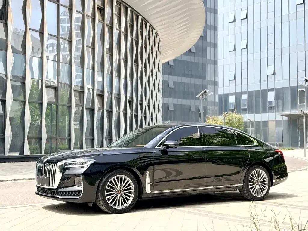 Hongqi H9 — фото 1
