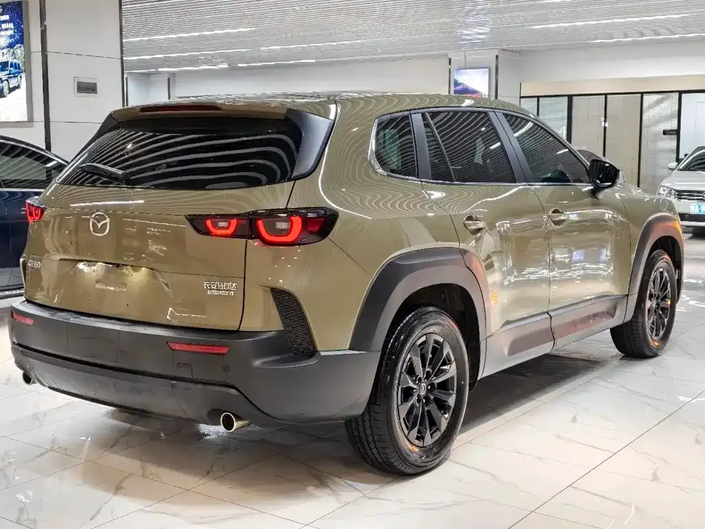 Mazda CX-50 2023 из CN, фото 8