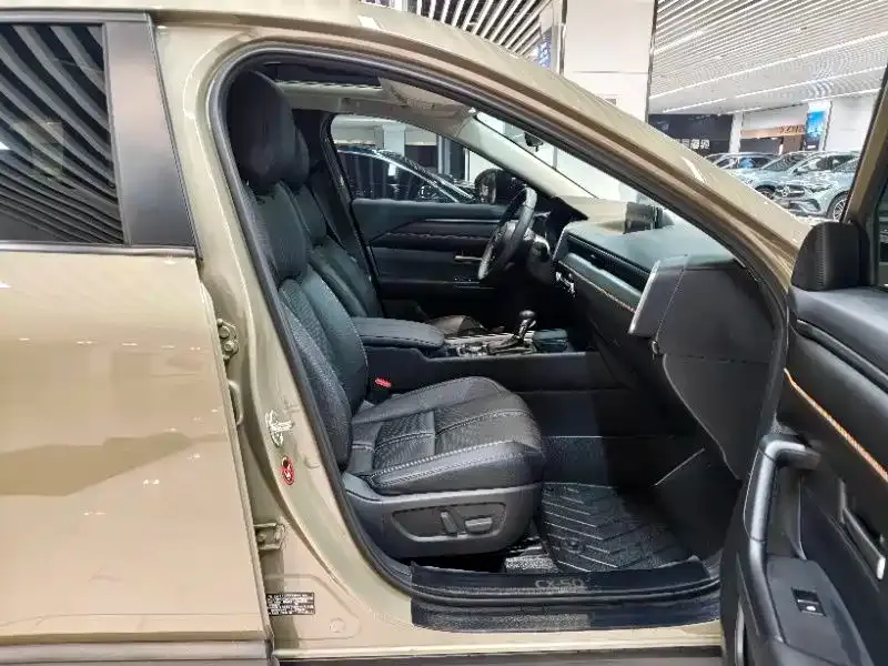 Mazda CX-50 2023 из CN, фото 6