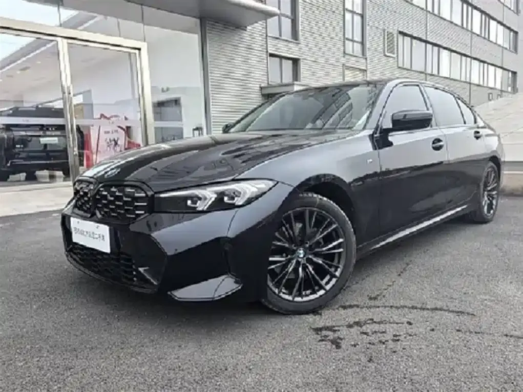 BMW 3 Series 2024 из CN, фото 1