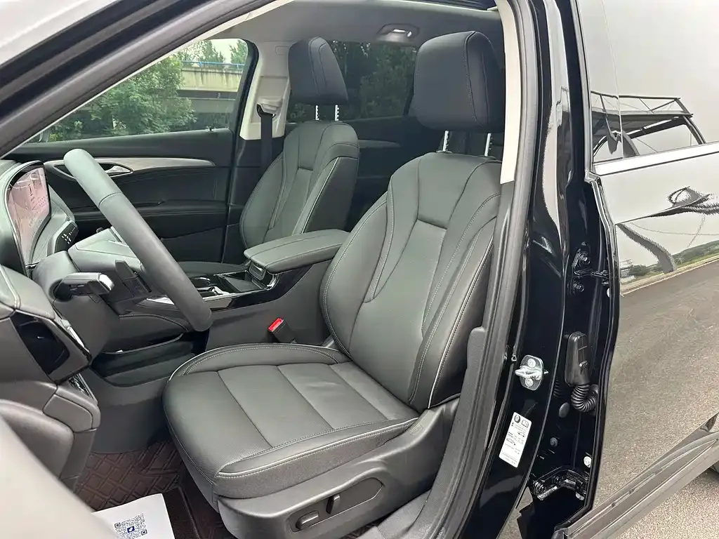 Buick Envision Plus — фото 6