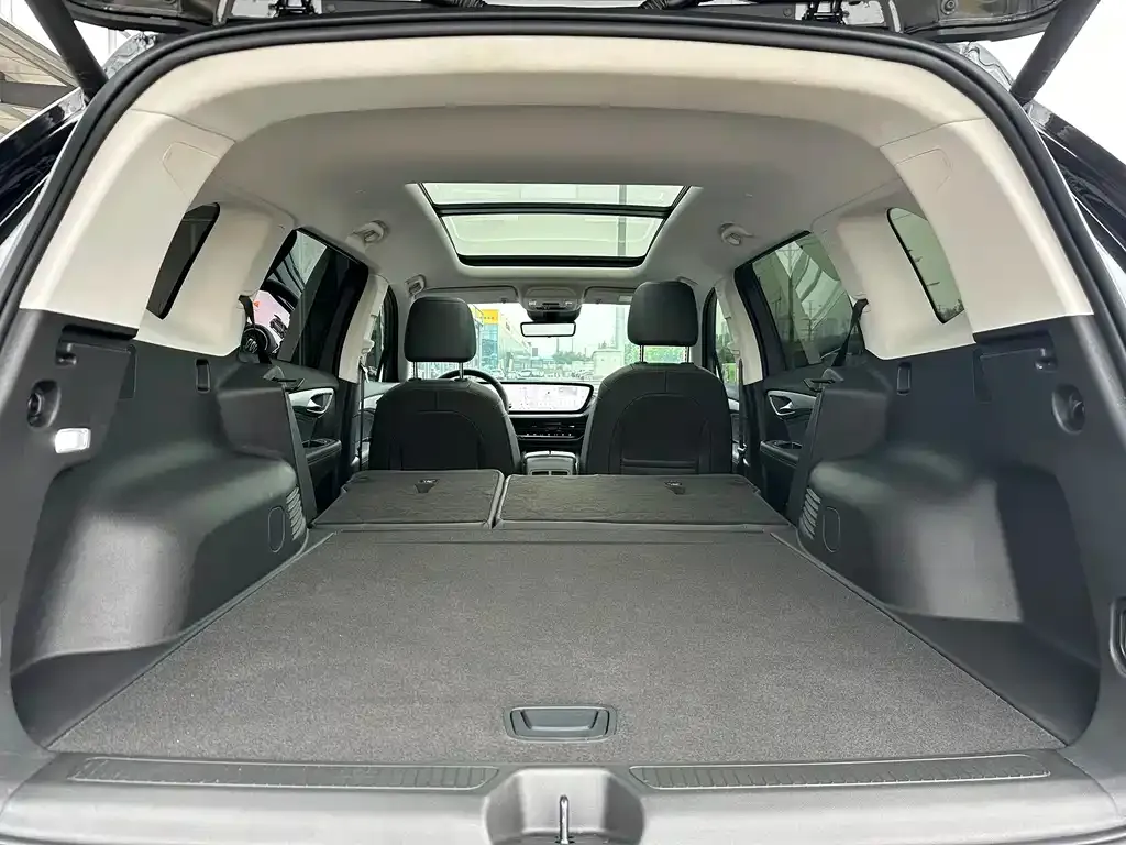 Buick Envision Plus — фото 9