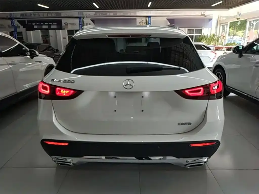 Mercedes-Benz GLA — фото 2