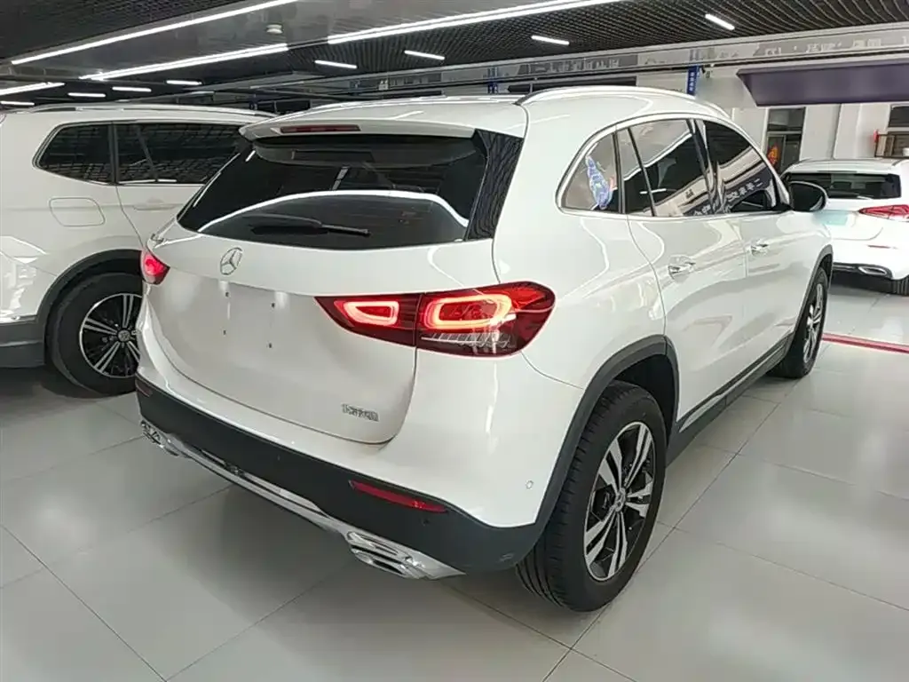 Mercedes-Benz GLA — фото 4
