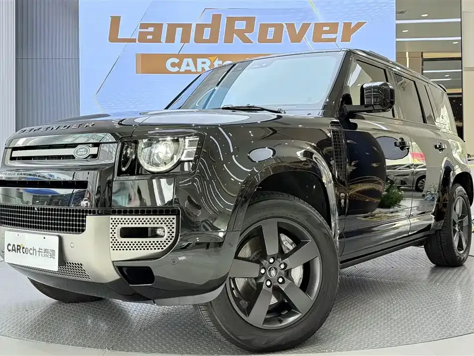 Land Rover Defender — фото 1