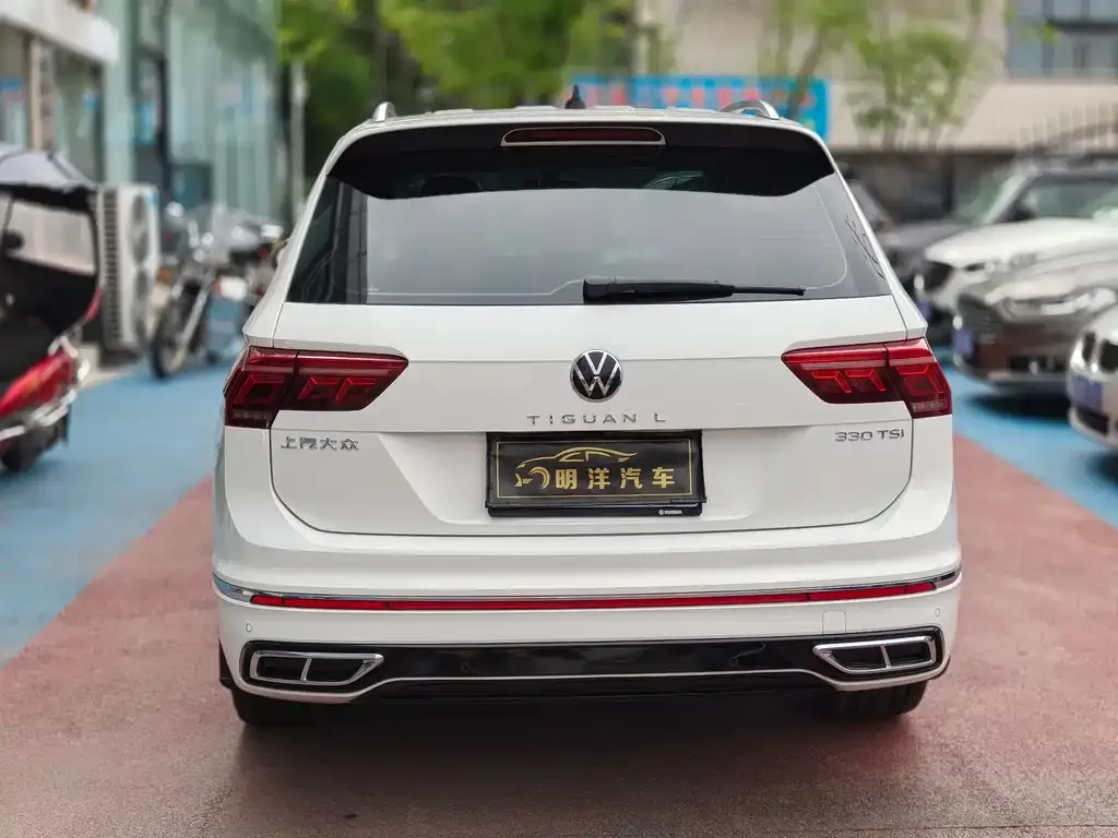Volkswagen Tiguan L — фото 5