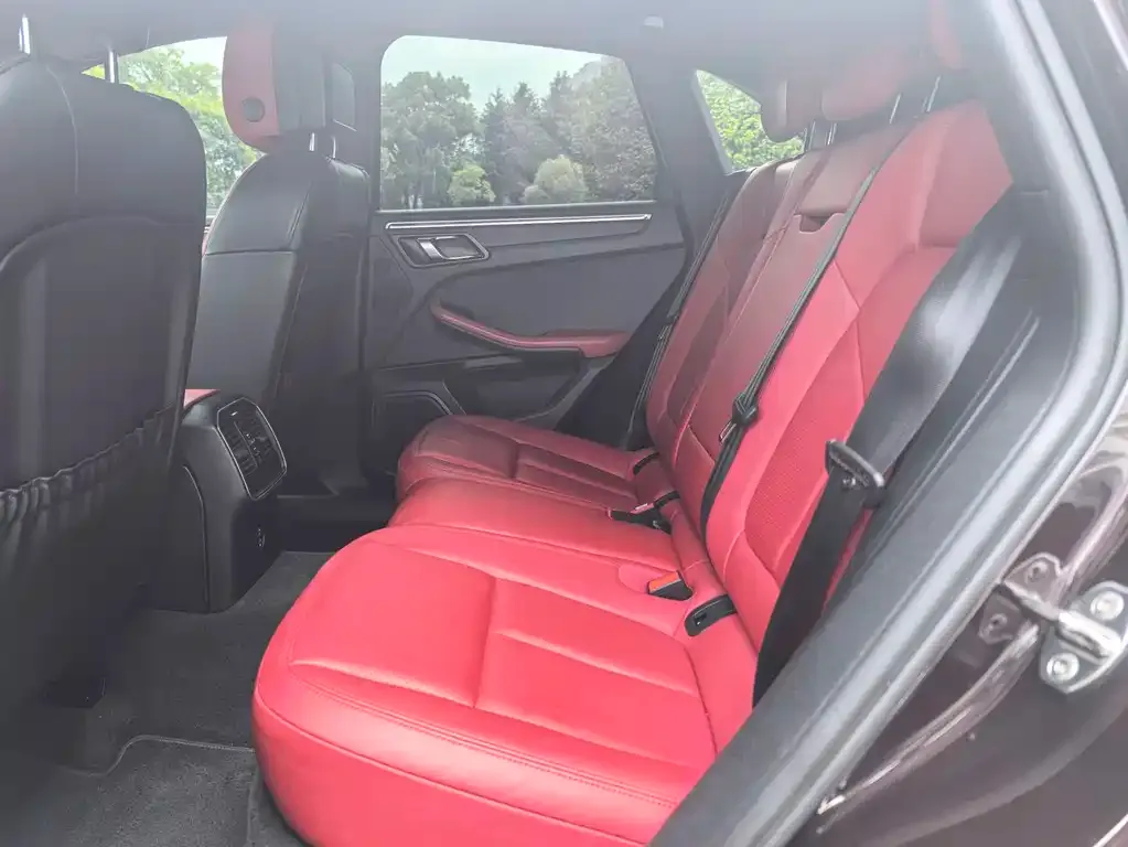 Porsche Macan 2021 из CN, фото 3