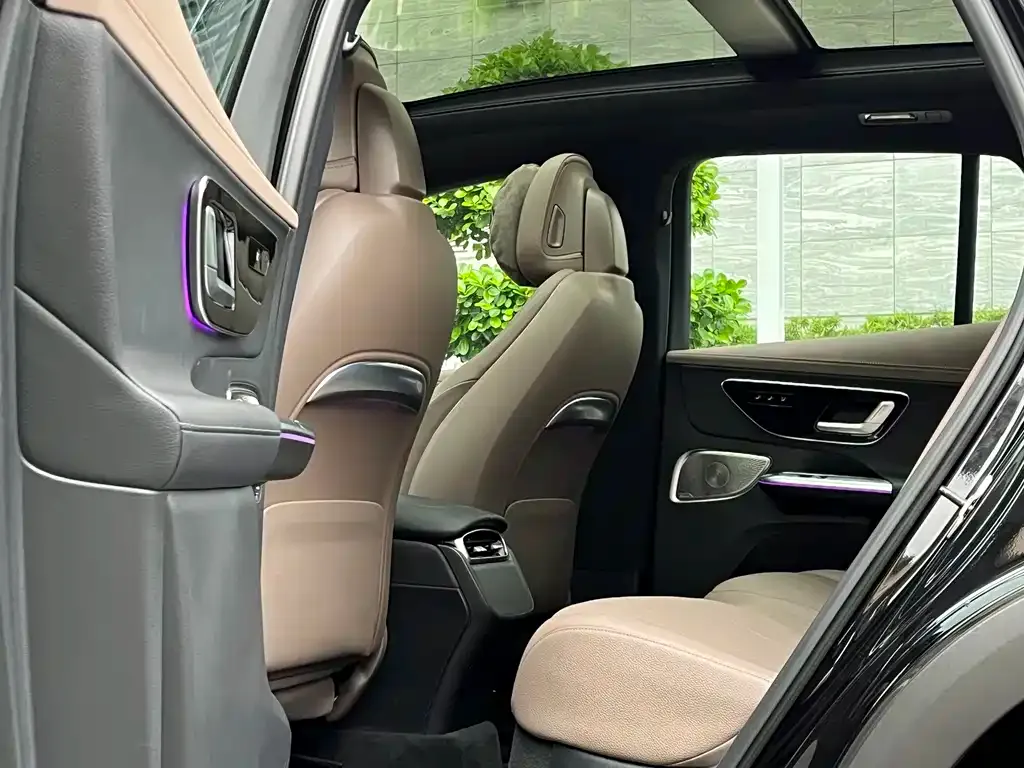Mercedes-Benz EQE SUV — фото 3