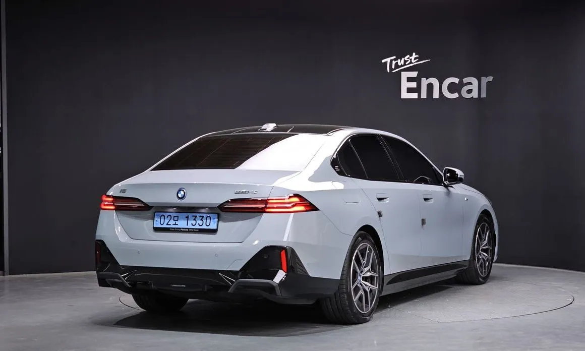 BMW i5 2025 из KR, фото 7