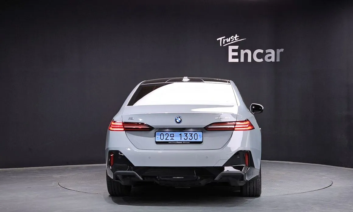 BMW i5 2025 из KR, фото 2
