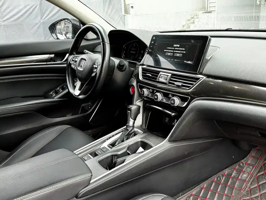 Honda Accord — фото 6
