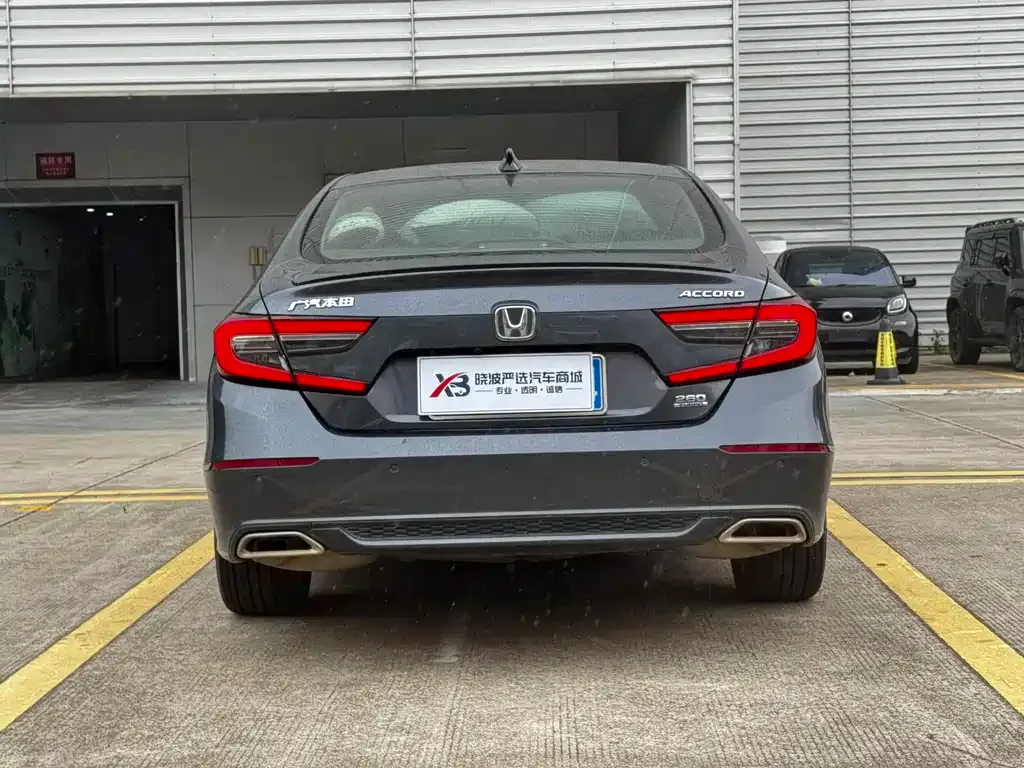 Honda Accord — фото 3