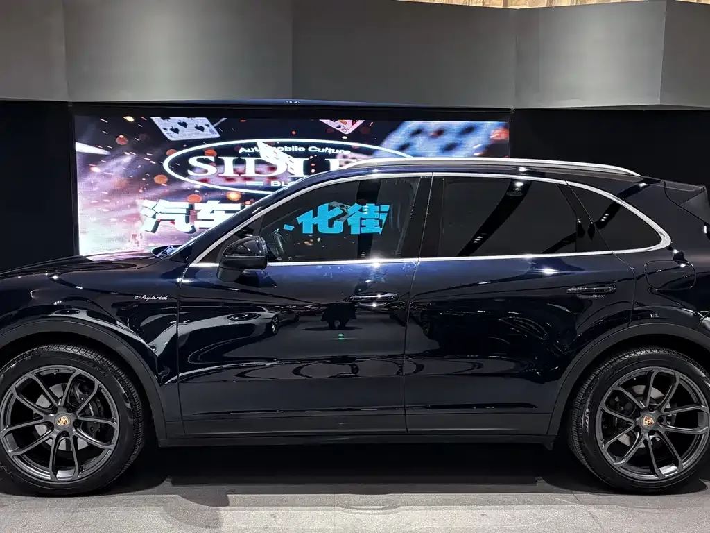 Porsche Cayenne Hybrid 2022 из CN, фото 9
