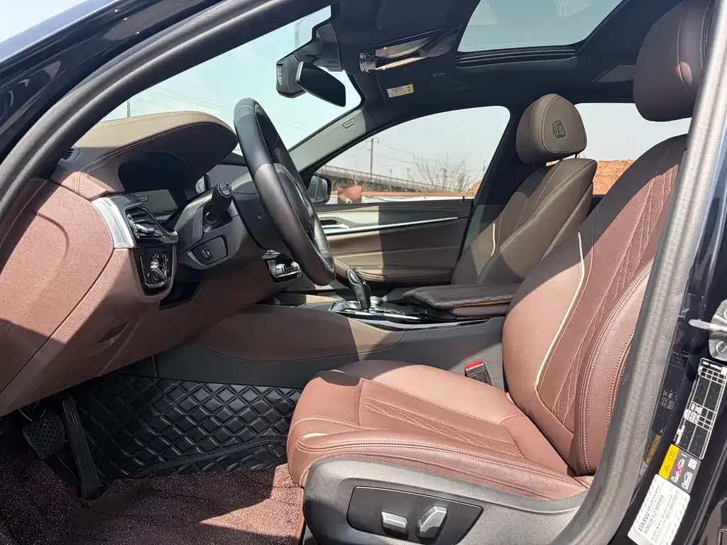 BMW 5 Series New Energy — фото 6