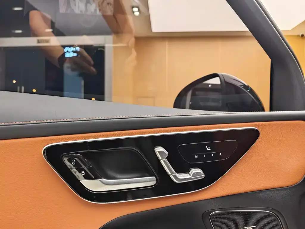Mercedes-Benz GLC — фото 3