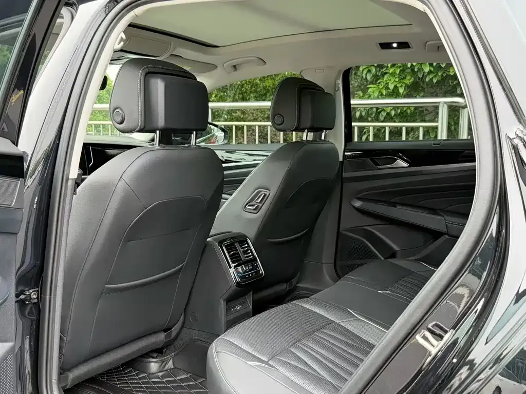 Volkswagen Passat — фото 3