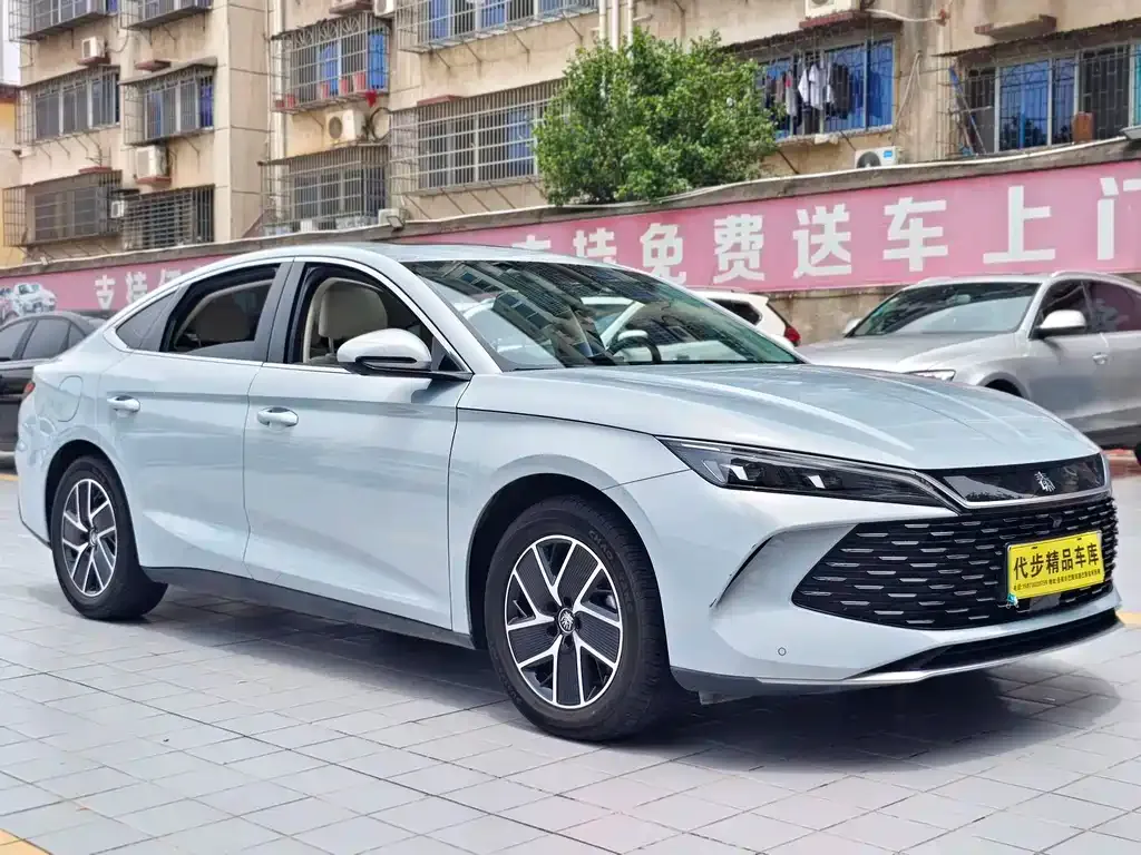 BYD Qin L — фото 7