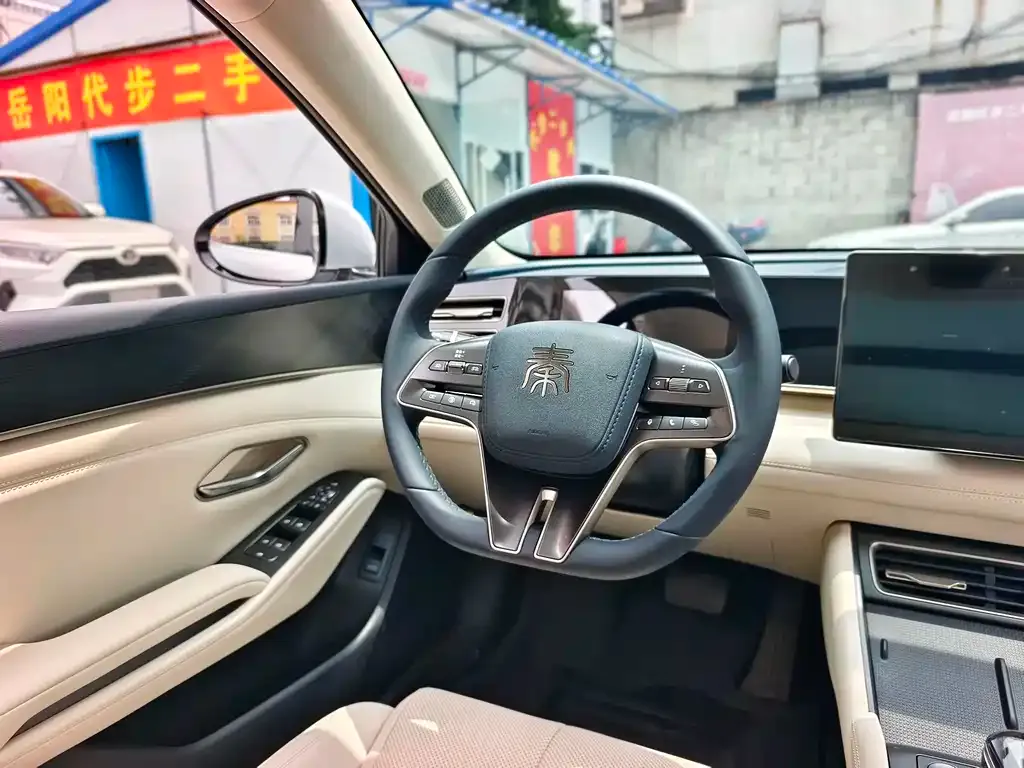 BYD Qin L — фото 2