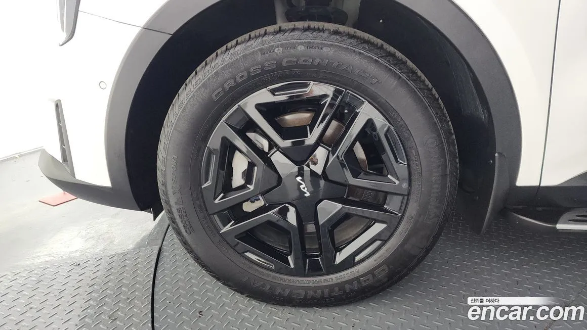 Kia Sorento — фото 6