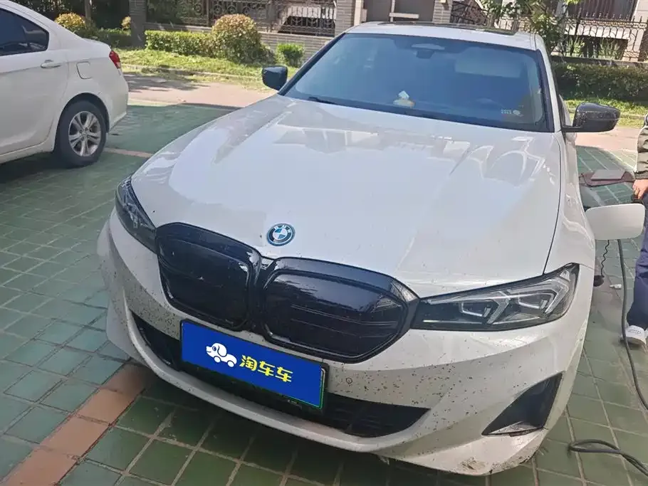 BMW i3 — фото 1