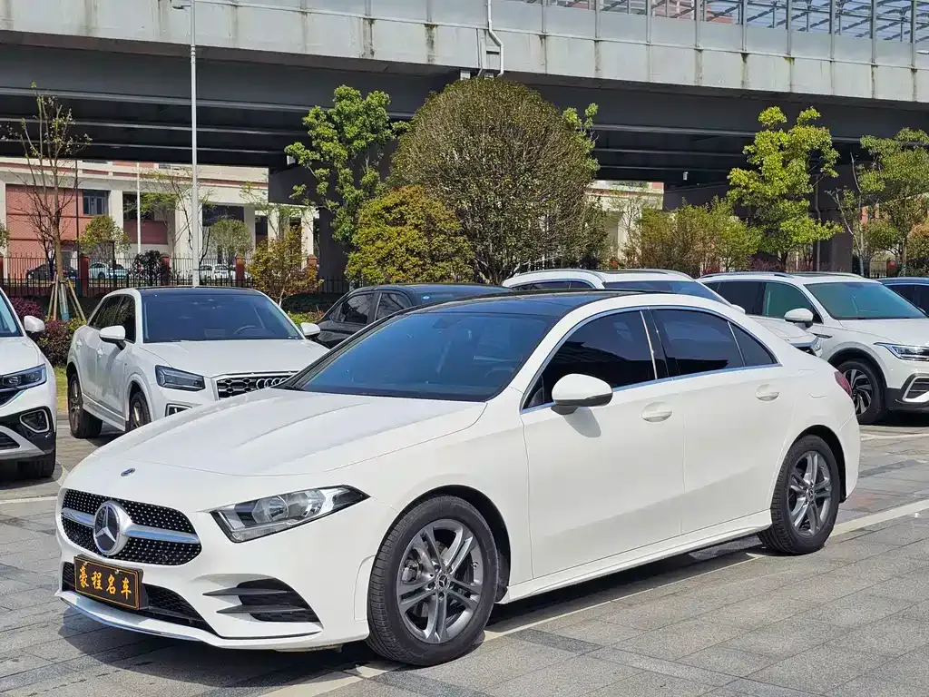 Mercedes-Benz A-Class — фото 1
