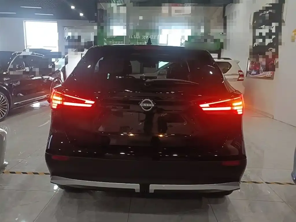 Nissan Qashqai — фото 2