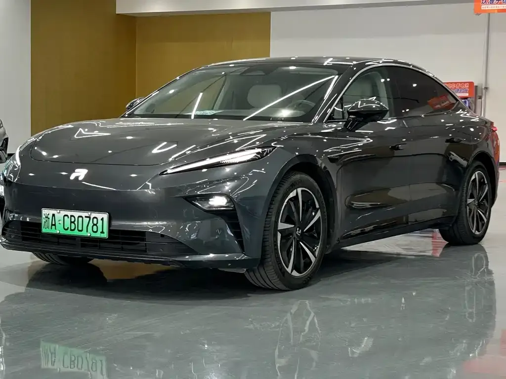 Roewe Feifan F7