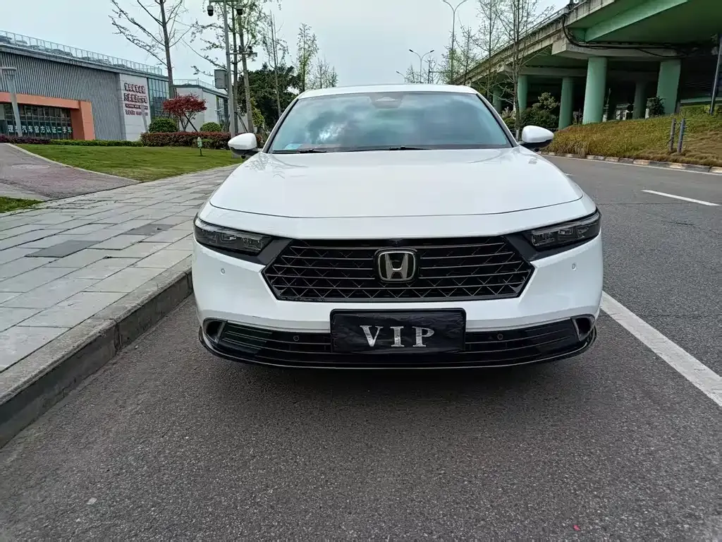 Honda Accord — фото 6