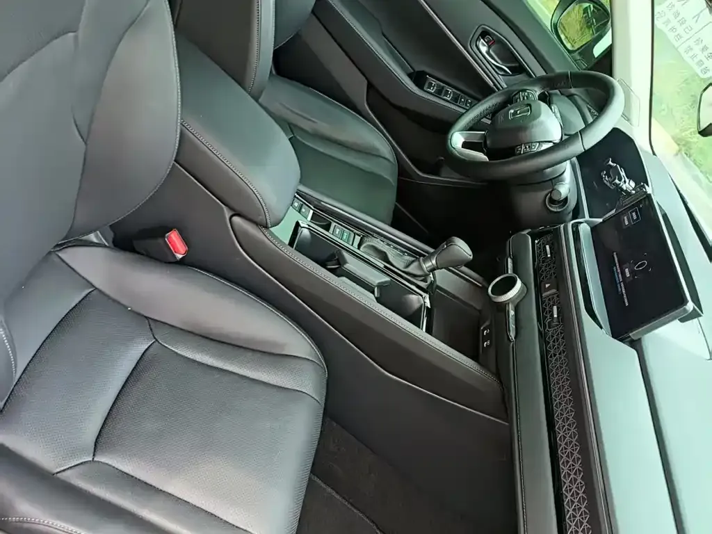 Honda Accord — фото 3