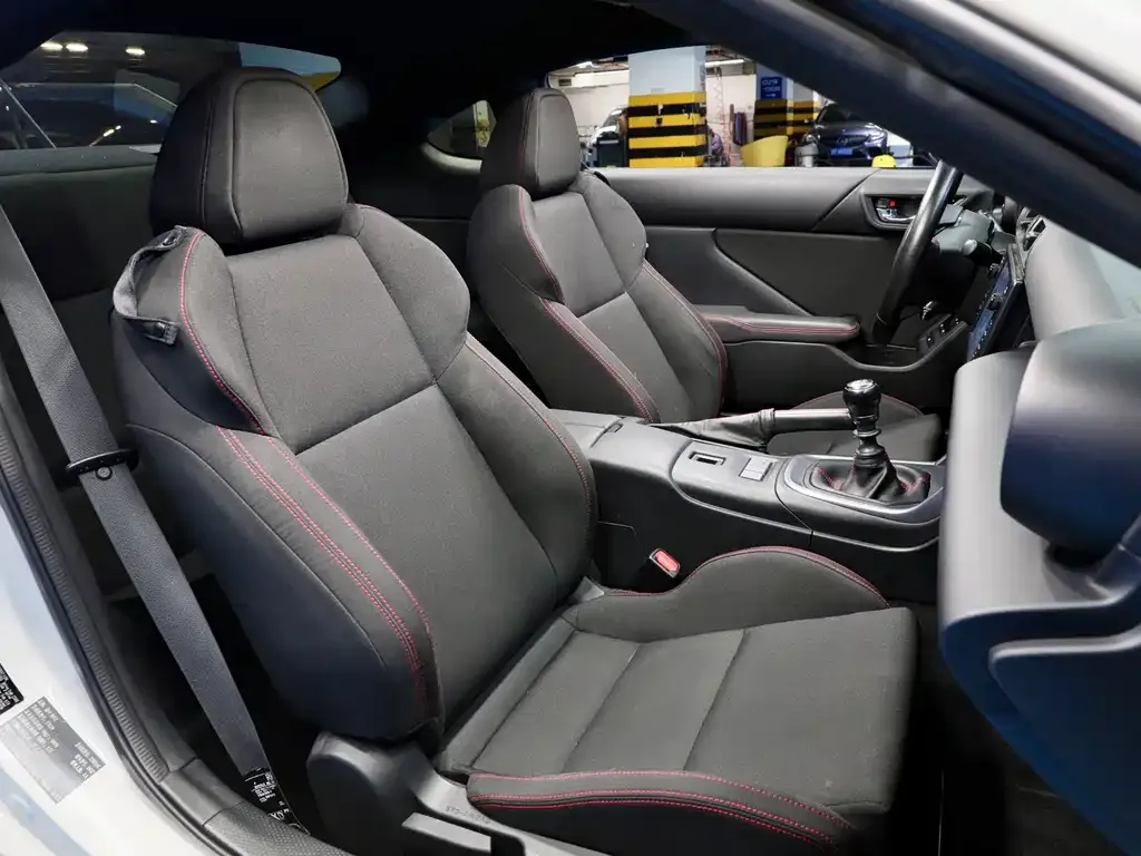 Subaru BRZ 2022 из CN, фото 5