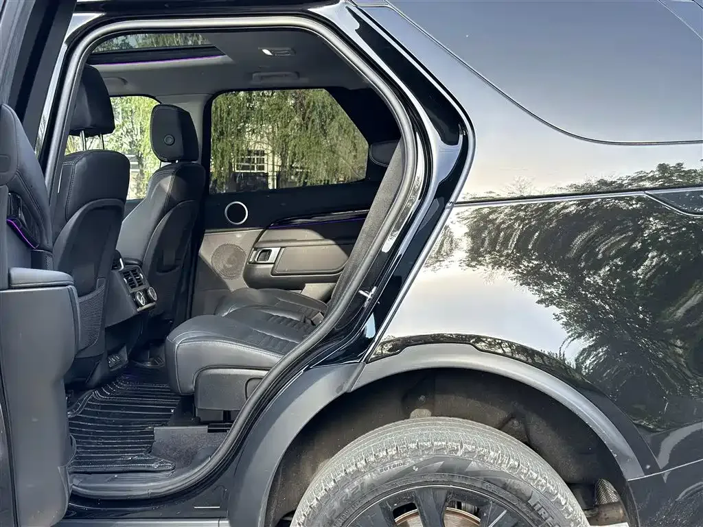 Land Rover Discovery — фото 6