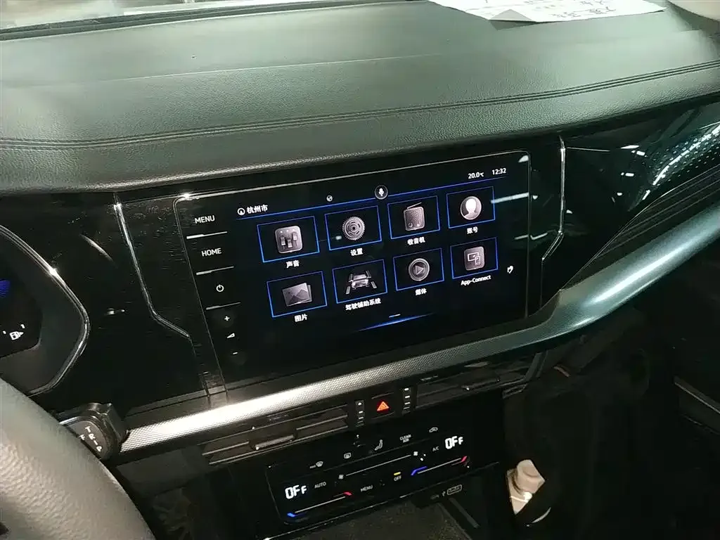 Volkswagen Passat New Energy 2023 из CN, фото 7