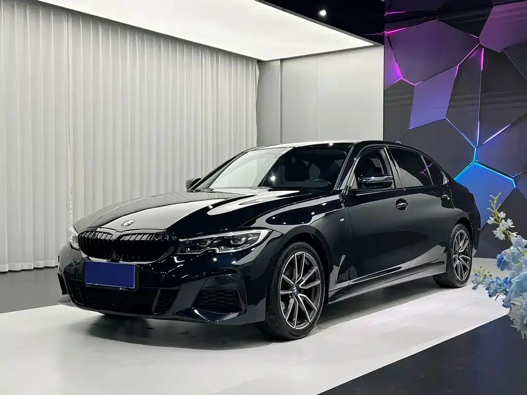 BMW 3 Series — фото 1