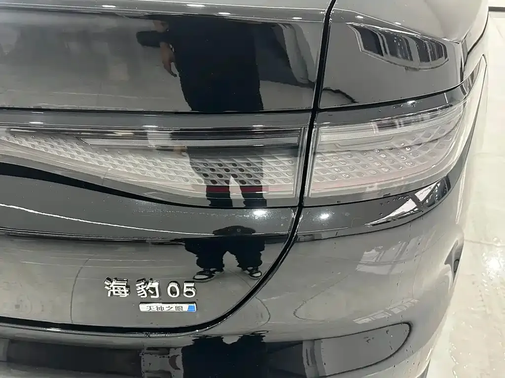 BYD Seal 05 DM-i — фото 6