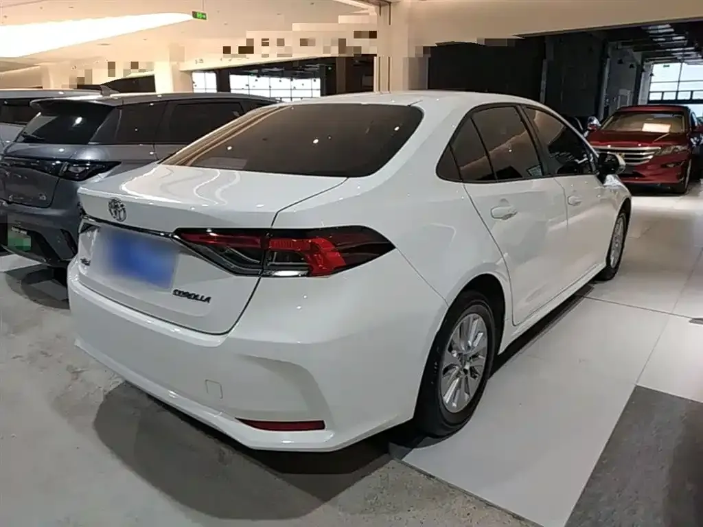 Toyota Corolla 2022 из CN, фото 10