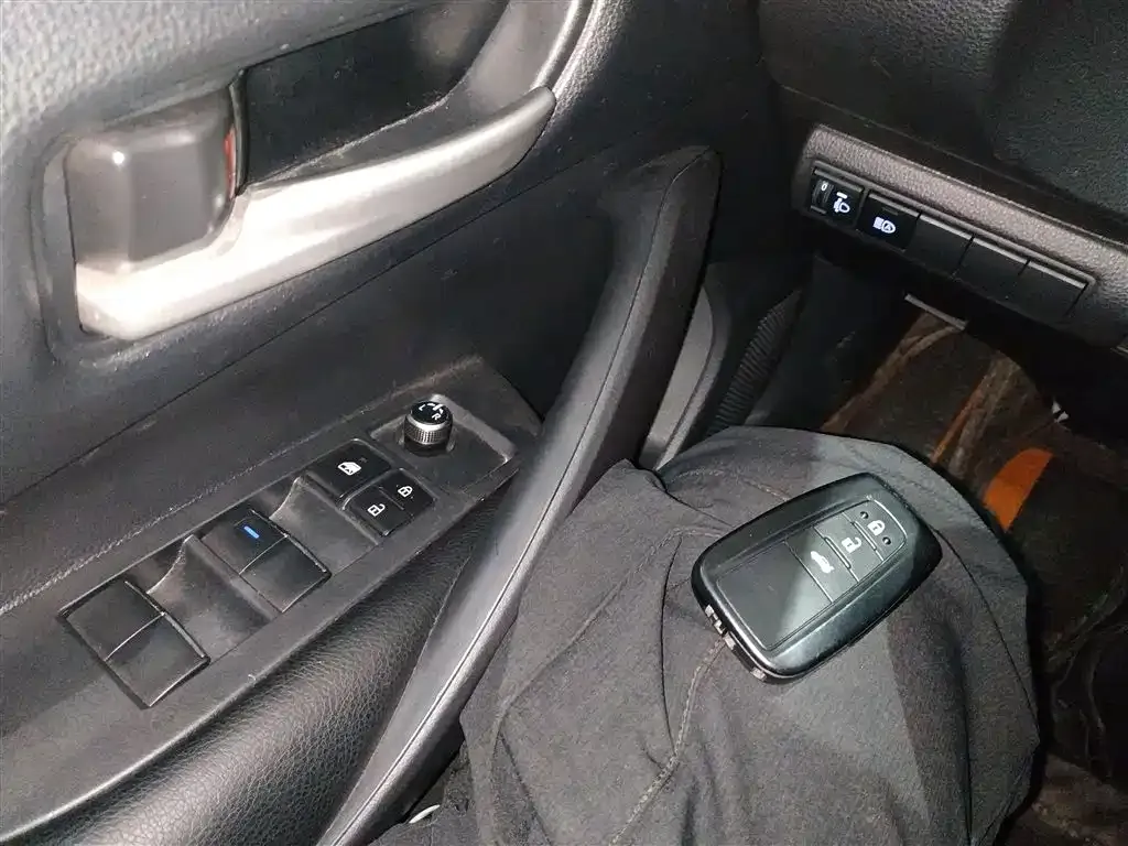 Toyota Corolla 2022 из CN, фото 7