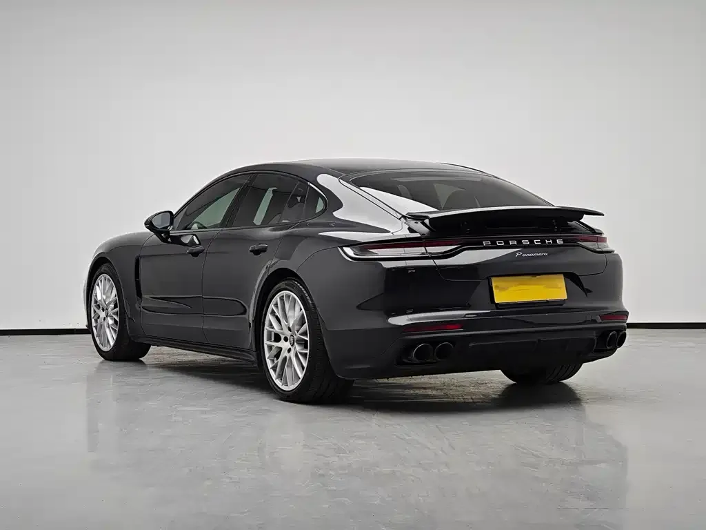 Porsche Panamera — фото 10
