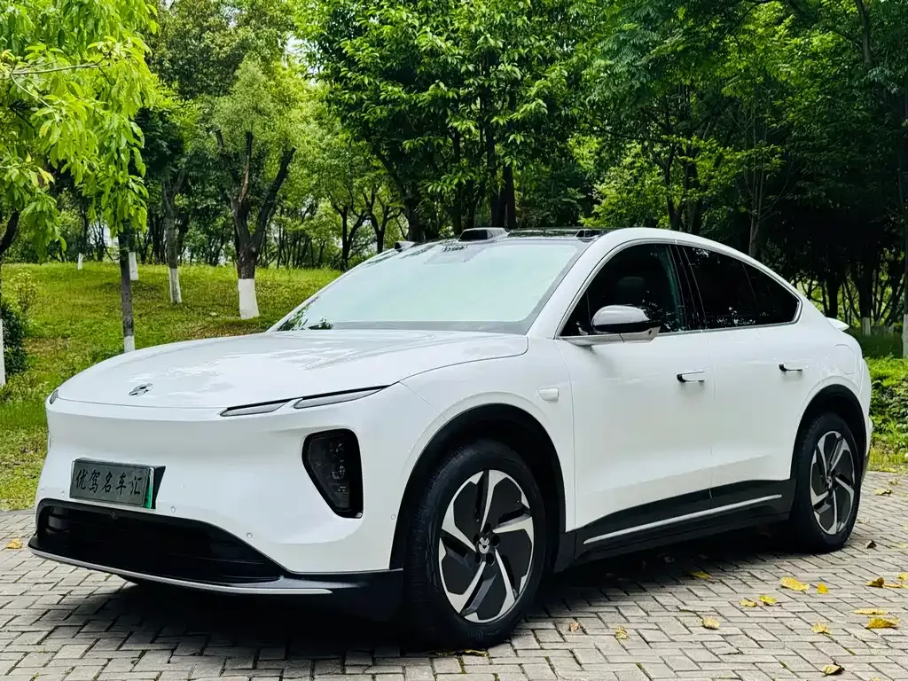 NIO EC6 — фото 1