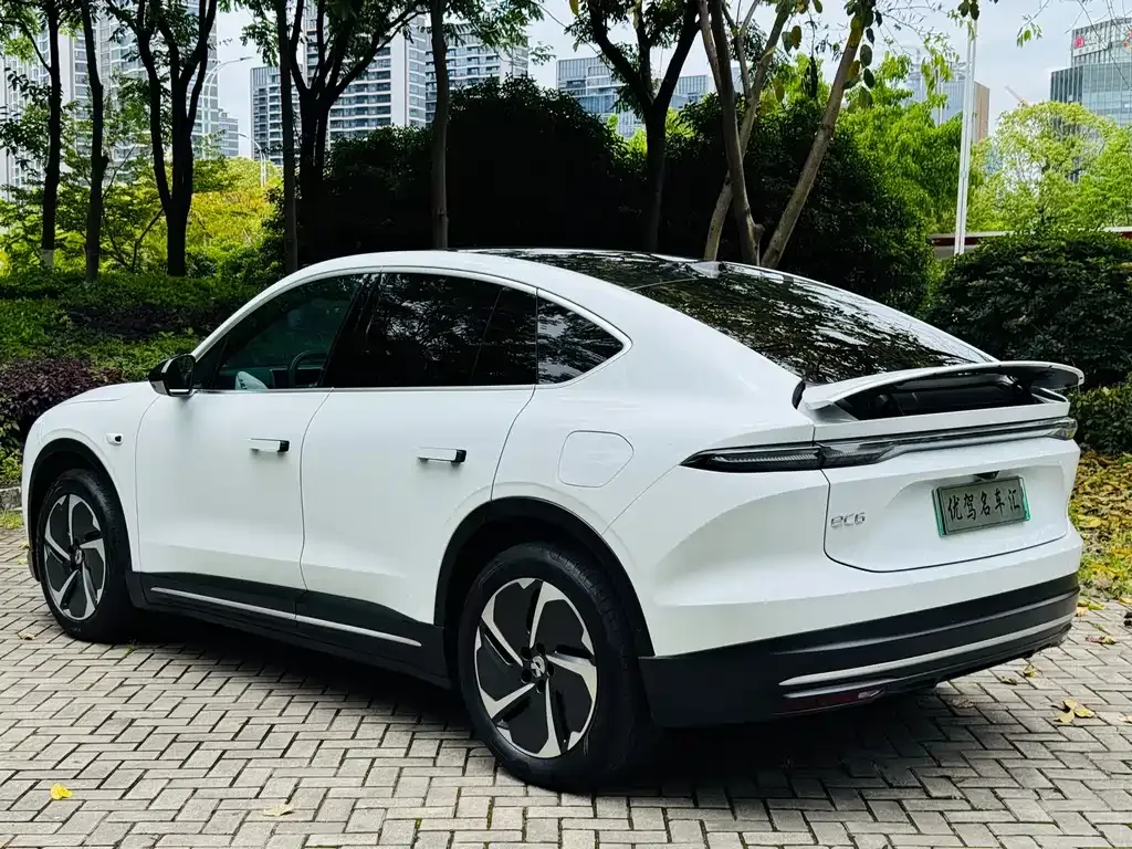 NIO EC6 — фото 10