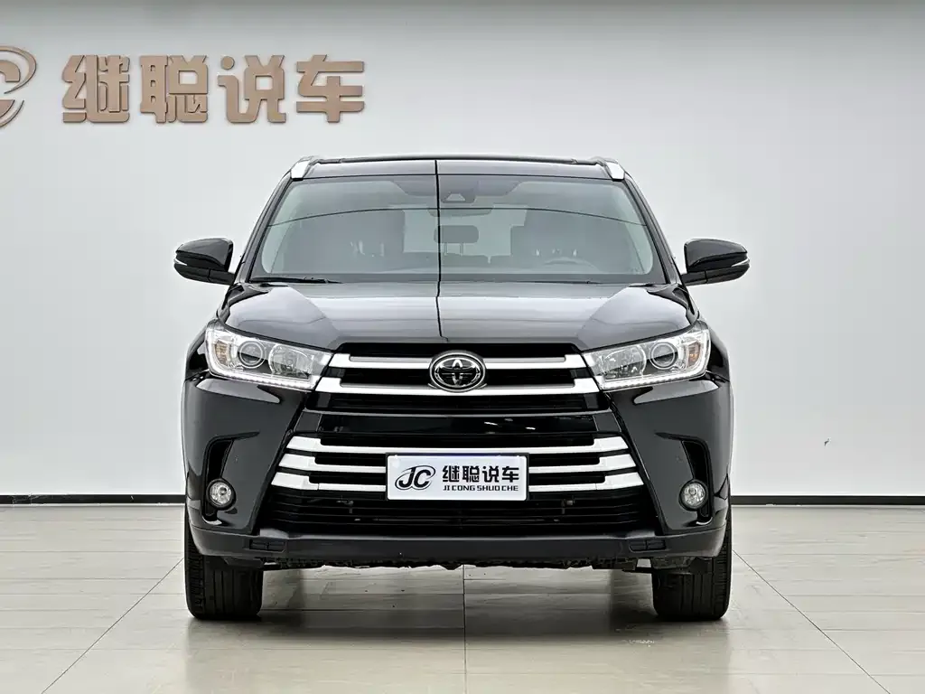 Toyota Highlander — фото 2