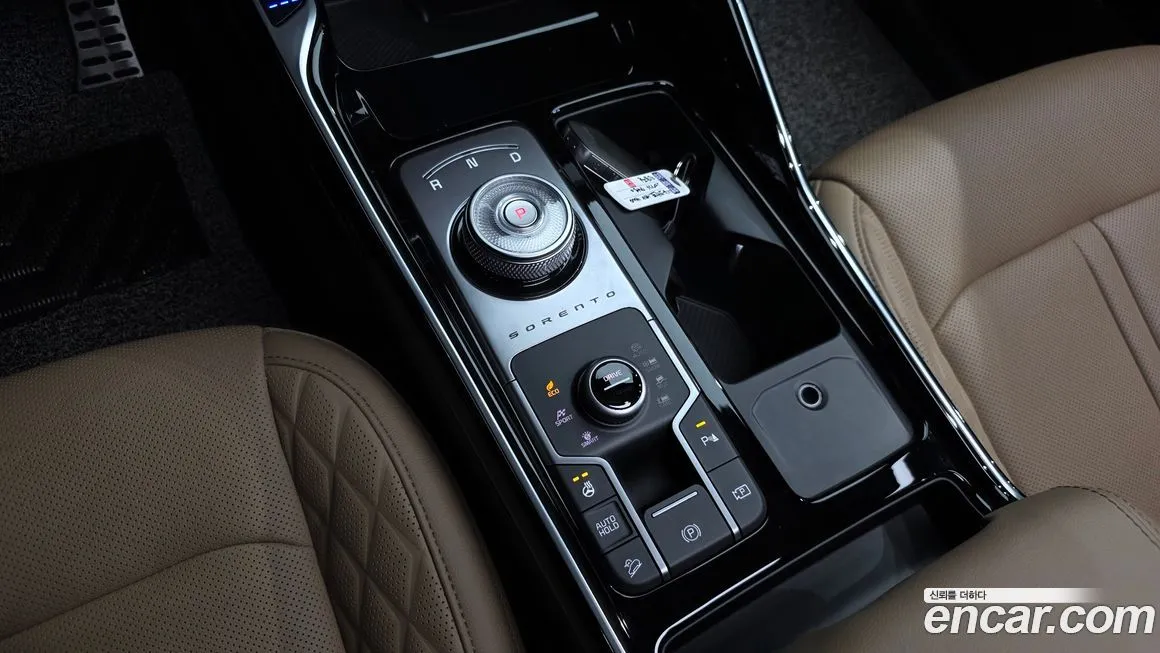 Kia Sorento — фото 9