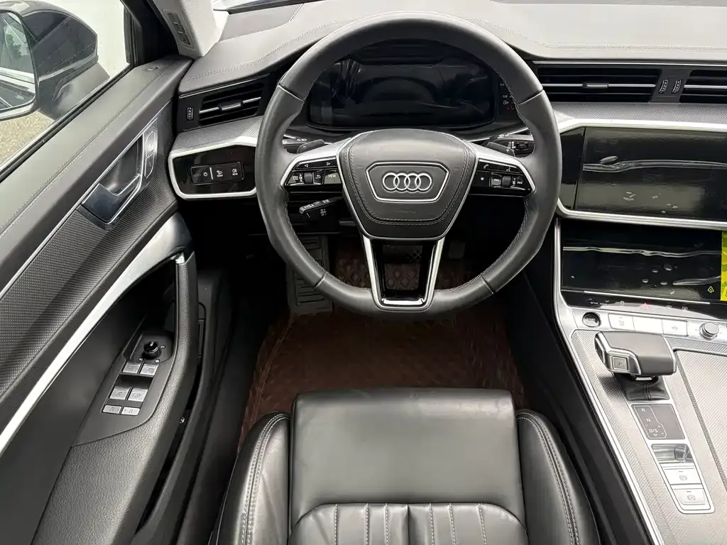 Audi A6L — фото 7