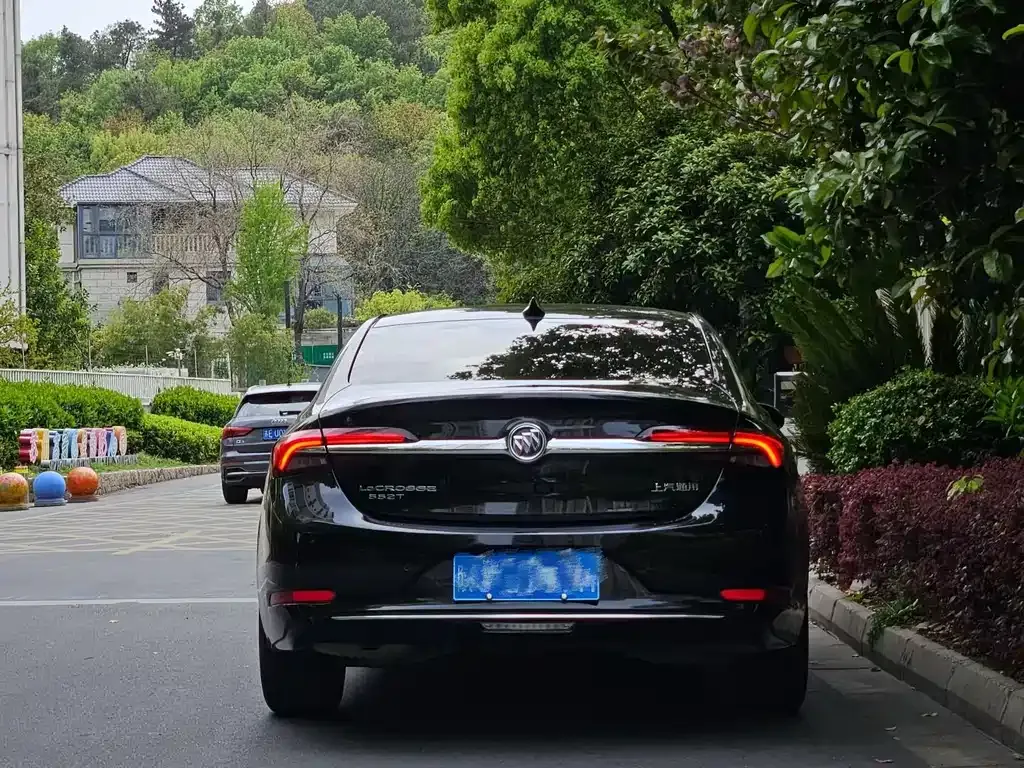 Buick LaCrosse 2023 из CN, фото 7