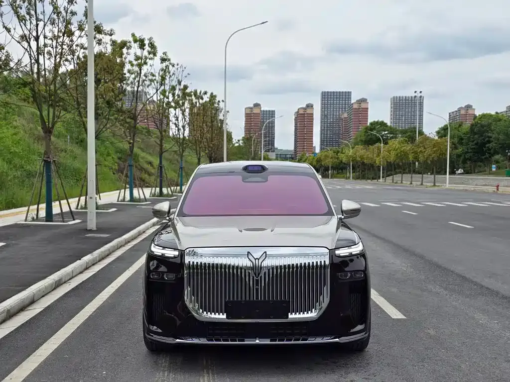 VOYAH Lantu Taishan 2025 из CN, фото 10