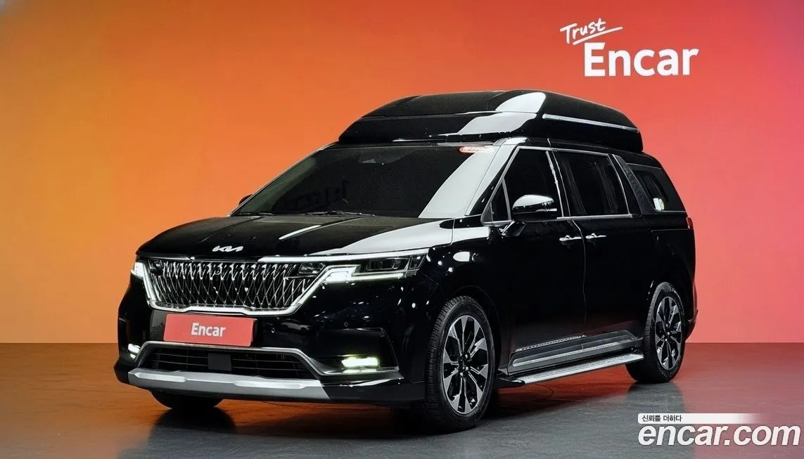 Kia Carnival — фото 1