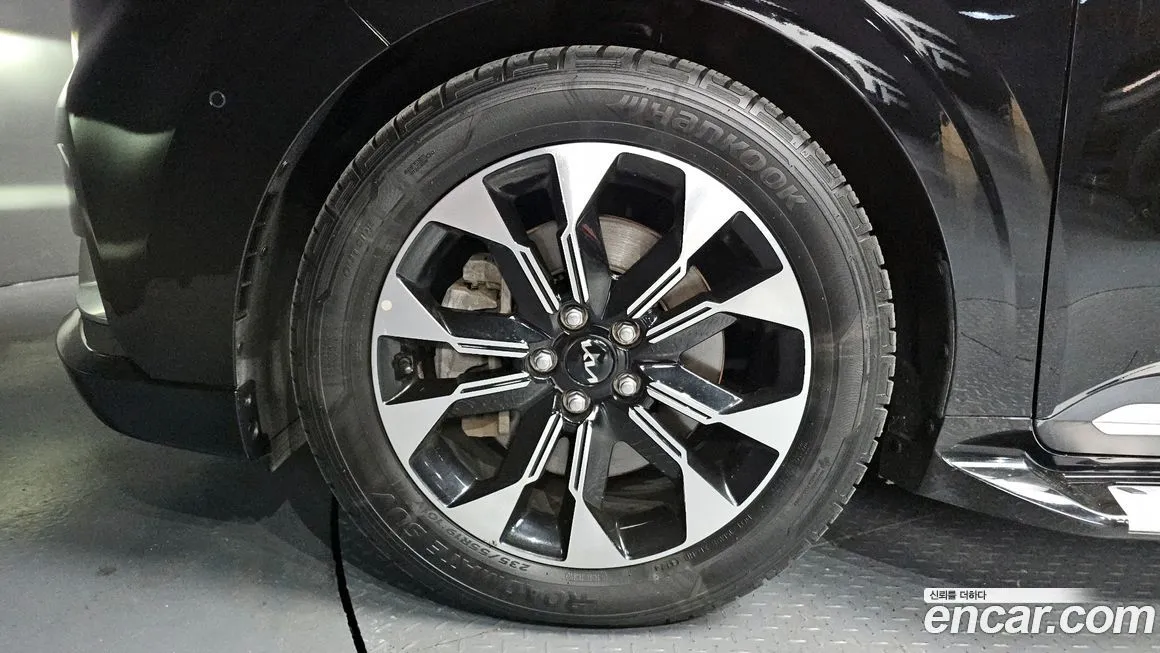 Kia Carnival — фото 10